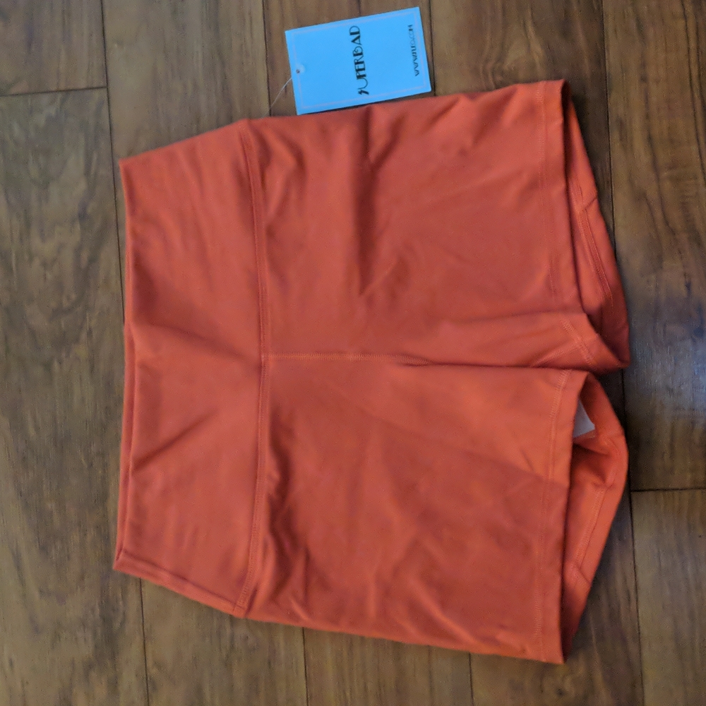 FLEO True Highrise Contour -size medium NWT